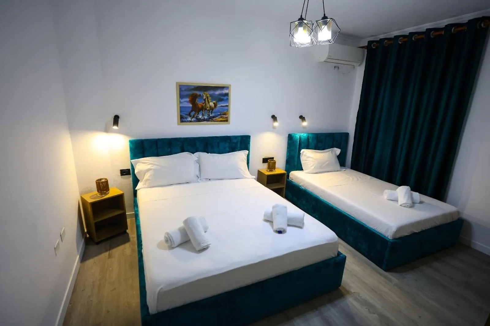 Vila Alizee Hotel تيرانا 3*,